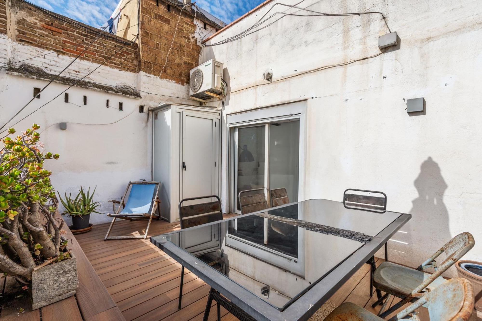 Gracia Monthly 1Br Sunny Private Terrace, Barcelona